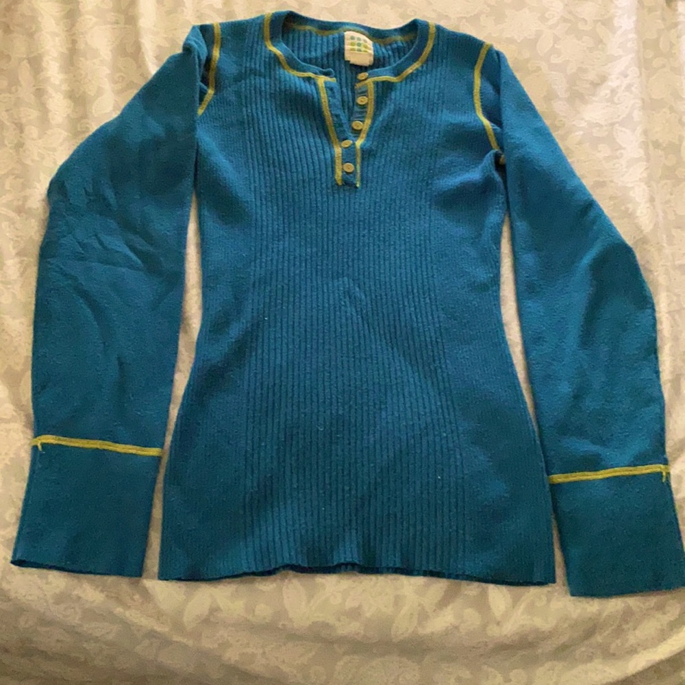 Blue long sleeve shirt